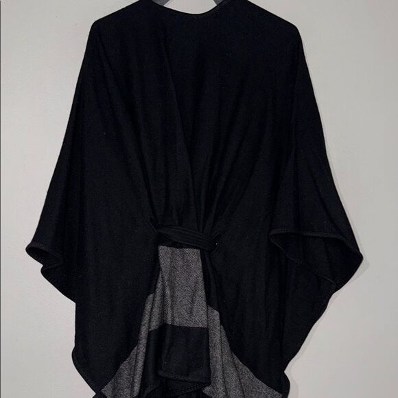 Ann Taylor Black Poncho Shrug Sweater with Asymmetrical Drape - Picture 10 of 11